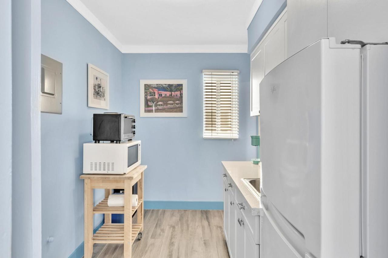 Walkabout 6 Suite On Hollywood Beach With Ocean Views ฮอลลีวูด ภายนอก รูปภาพ